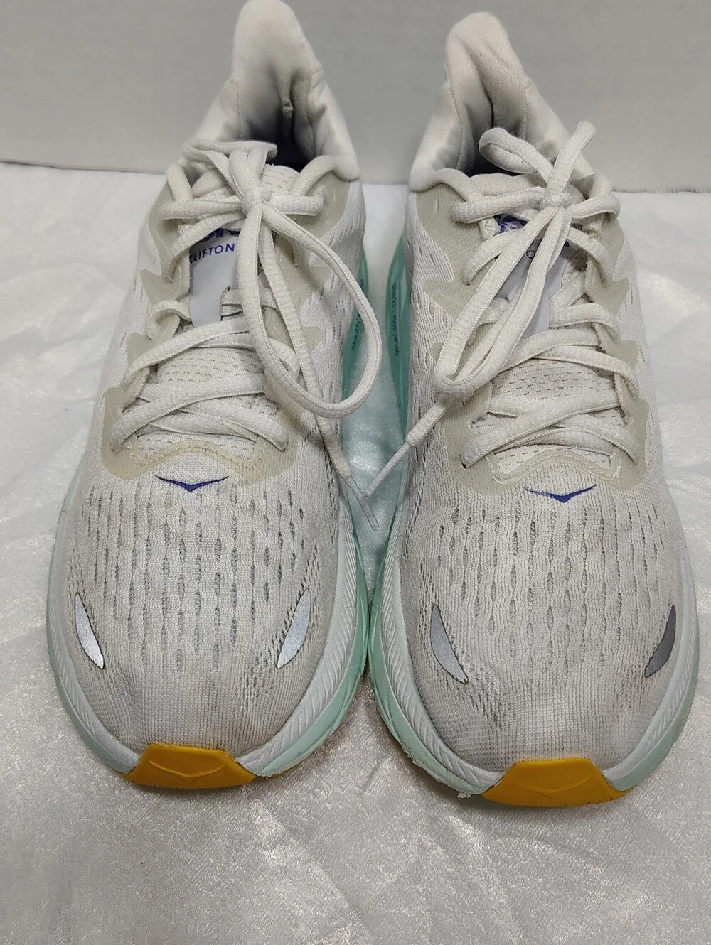 Hoka One One hoka one